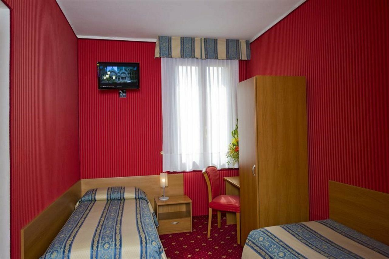 Hotel Nazionale Venetië Buitenkant foto